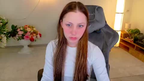 Dina online show from August 3, 9:04 am
