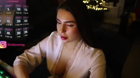 Diodora Magenta online show from December 14, 5:30 pm