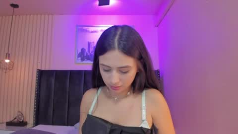 Cristal  online show from July 25, 3:37 am