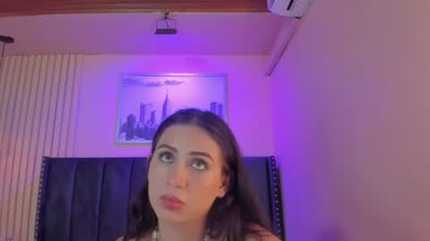 Cristal  online show from June 18, 4:29 am