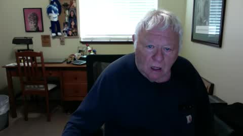dirtrider195080438 online show from May 29, 6:50 pm