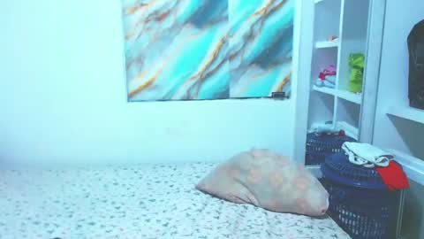 dirty_culona online show from June 15, 8:23 pm