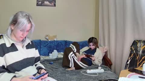 Dirty Kiss69 online show from December 17, 6:47 pm