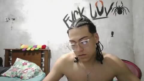 dirty model online show from March 8, 6:06 am