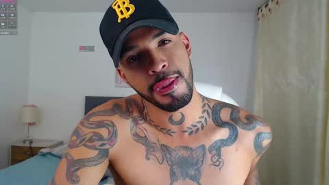 I just want to be happy online show from December 10, 2:06 pm