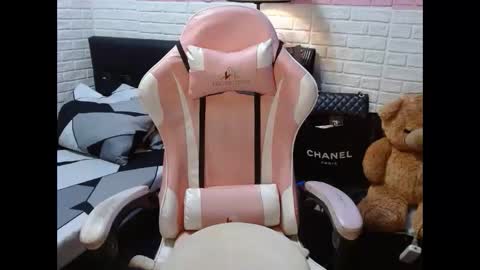 LEXA online show from January 26, 1:58 pm