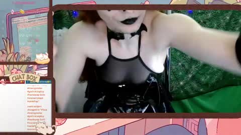 Dirty Little Ratty online show from May 19, 1:12 am