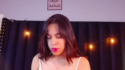 Snapshot of dirtylittleslutt_ chatting on March 6, 6:08 am Nemesis online show from March 6, 6:08 am