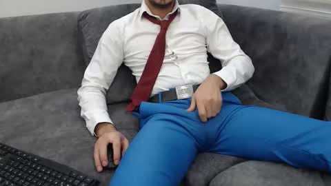 dirtyybooyy77 online show from November 30, 11:34 pm