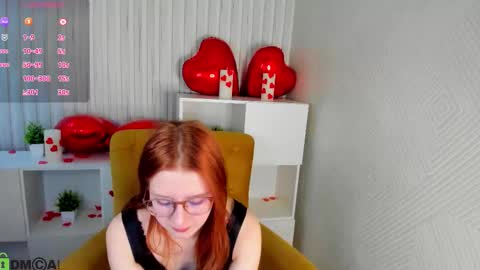 divarousee online show from March 14, 1:31 am