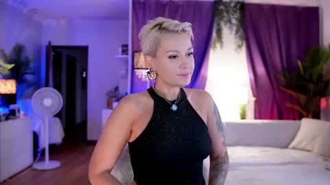 Miss Kim online show from July 10, 9:47 am