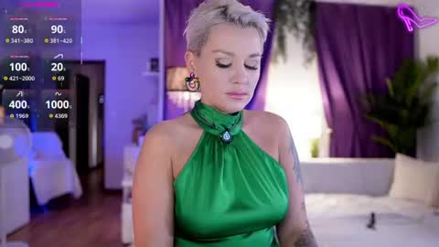 Miss Kim online show from July 8, 7:17 pm