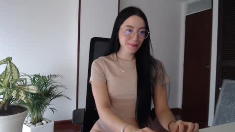 Hera online show from February 25, 12:42 pm