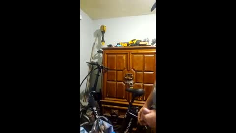 dix_yadown online show from April 16, 10:59 am
