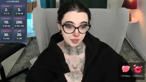 dixipixi_ online show from July 16, 10:18 am