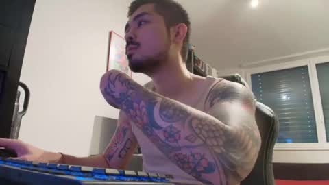 D online show from October 8, 9:59 am