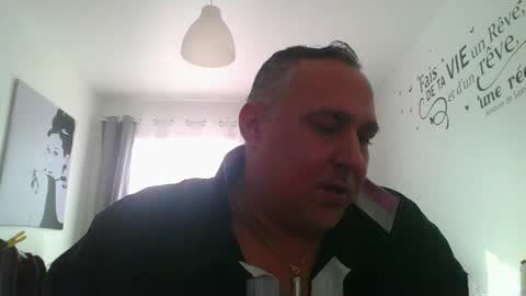 djeauzy77 online show from January 6, 11:36 am