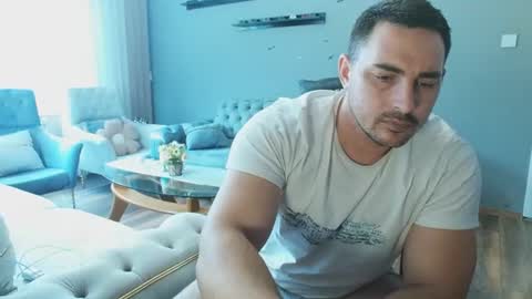 STR8 BOYv online show from July 28, 9:40 am