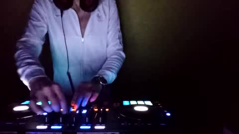 sam666 online show from March 11, 2:21 am