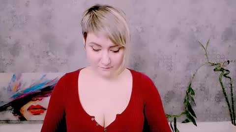 djullia online show from January 9, 9:04 am