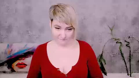 djullia online show from March 13, 8:17 am