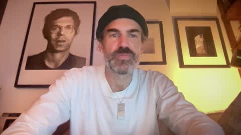 Snapshot of doctorjwillseeyounow chatting on October 24, 2:56 am doctorJwillseeyounow online show from October 24, 2:56 am