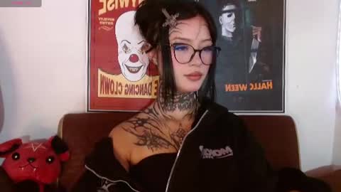 doll  bella online show from August 3, 4:13 pm