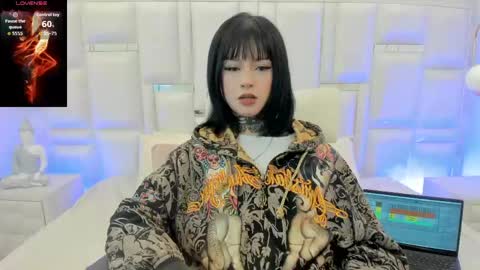 doll  bella online show from April 23, 1:13 pm
