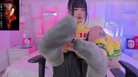doll  bella online show from June 11, 2:04 pm