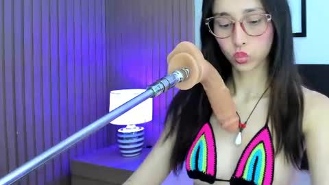 Bella  online show from July 21, 8:11 pm