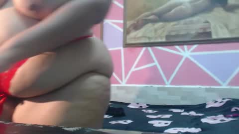 doll rihana online show from March 4, 9:34 pm