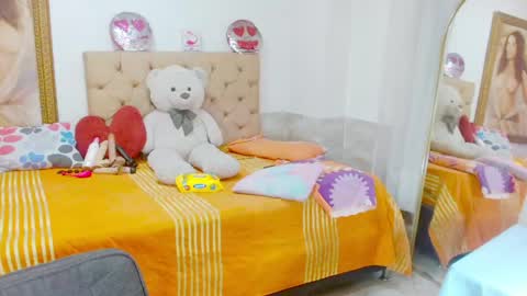 ilona online show from April 29, 5:45 am