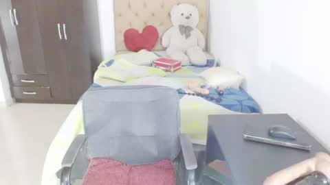 ilona online show from June 30, 4:01 am