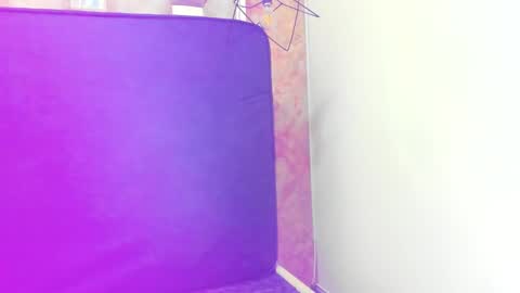   online show from November 11, 11:12 am