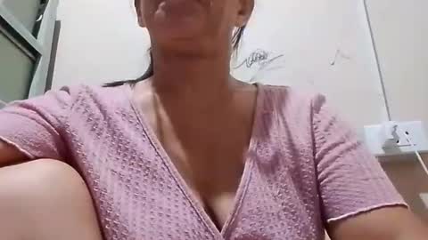 dolly926661 online show from June 19, 1:28 pm