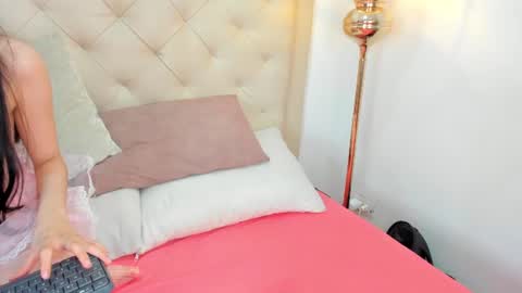 dolly_kitter online show from June 20, 12:44 pm