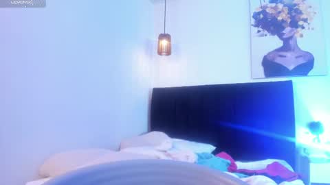 Call me Zoe  online show from July 4, 3:21 am