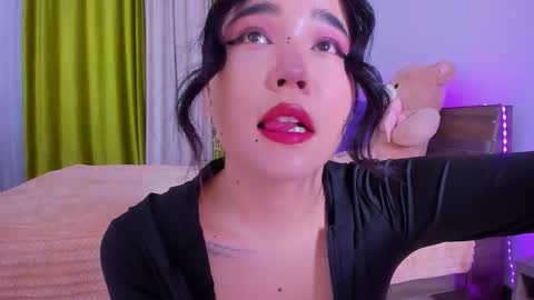 Snapshot of dollyiaa chatting on October 16, 1:22 pm Dollya online show from October 16, 1:22 pm