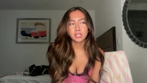 Dolly Rhodes online show from February 20, 2:11 am