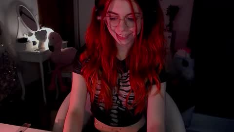 Dolores Sage online show from March 3, 7:37 am