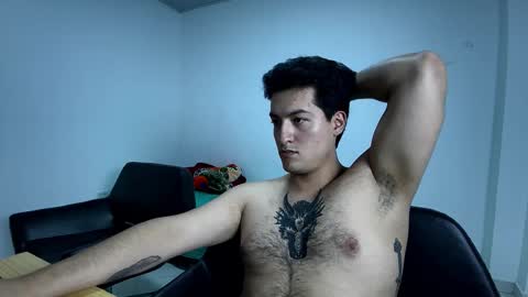 dom_viktor online show from November 19, 9:24 pm