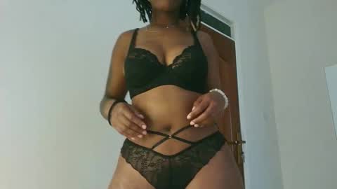 Amarie noels online show from September 22, 1:04 pm