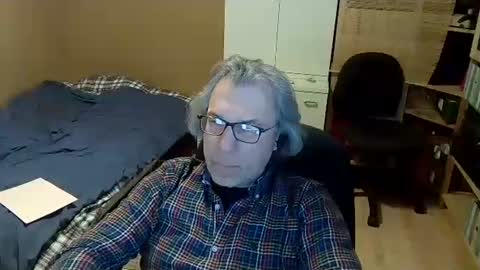 domiande online show from January 6, 9:08 am