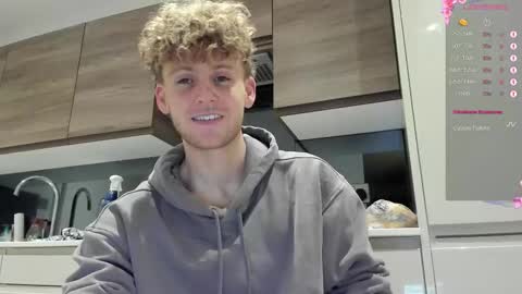 Alex...  online show from November 19, 9:57 pm