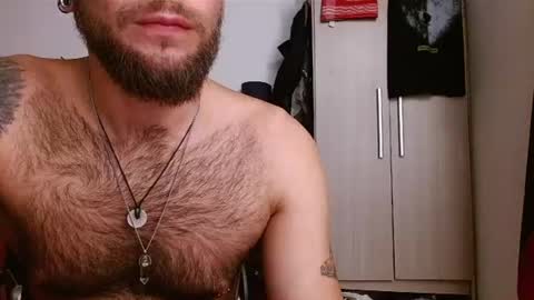 Logan - INDEPENDET MODEL online show from June 26, 11:04 am