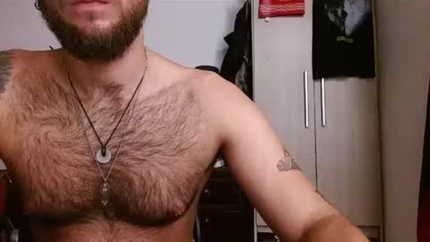 Logan - INDEPENDET MODEL online show from June 20, 9:15 am