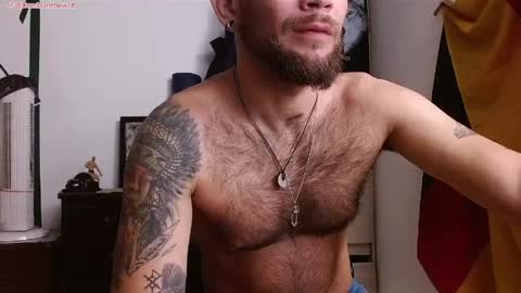 Logan - INDEPENDET MODEL online show from April 26, 1:42 pm