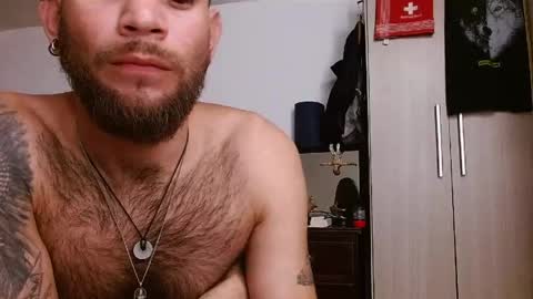 Logan - INDEPENDET MODEL online show from June 8, 1:28 am