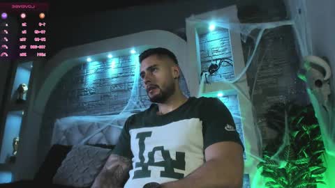 Snapshot of dominic_de_luca chatting on October 21, 3:11 am dominic de luca online show from October 21, 3:11 am