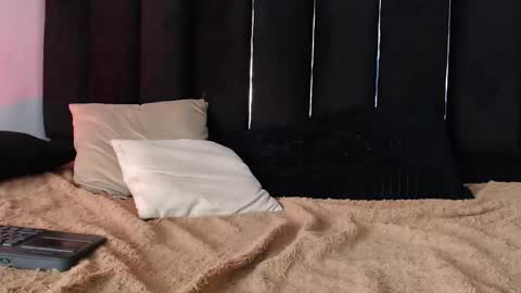 Dominic online show from September 26, 3:03 am